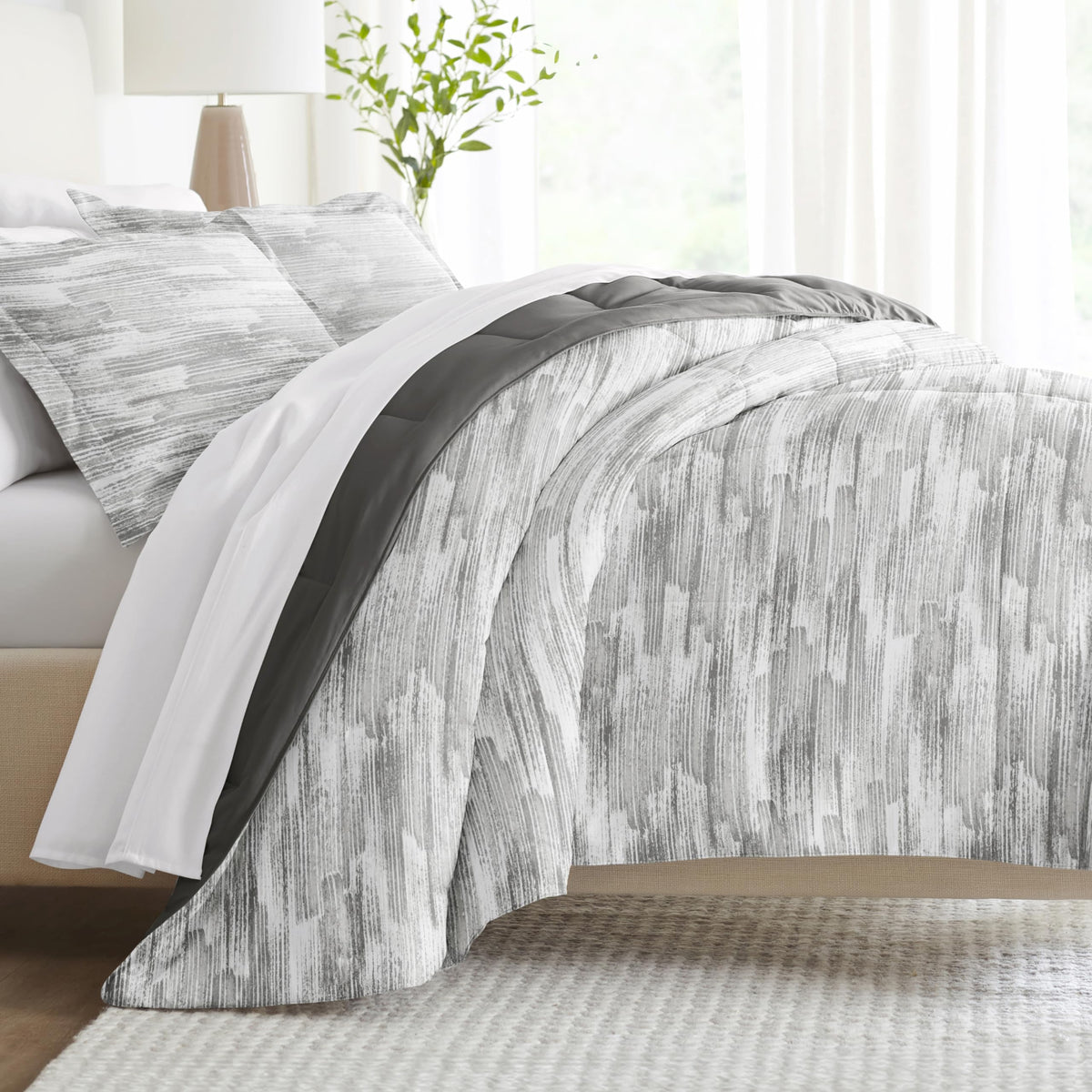Reversible King Size 3 Piece Comforter Set I829