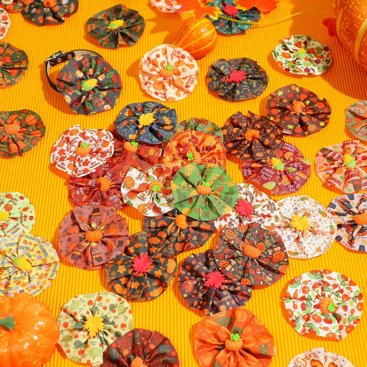100 Pcs Dog Collar Flower Bows P208033